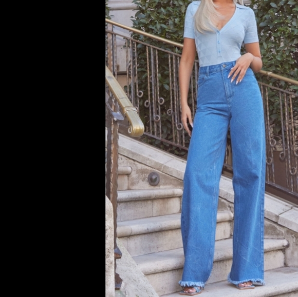 PrettyLittleThing Denim - PRETTYLITTLETHING WIDE LEGS JEANS